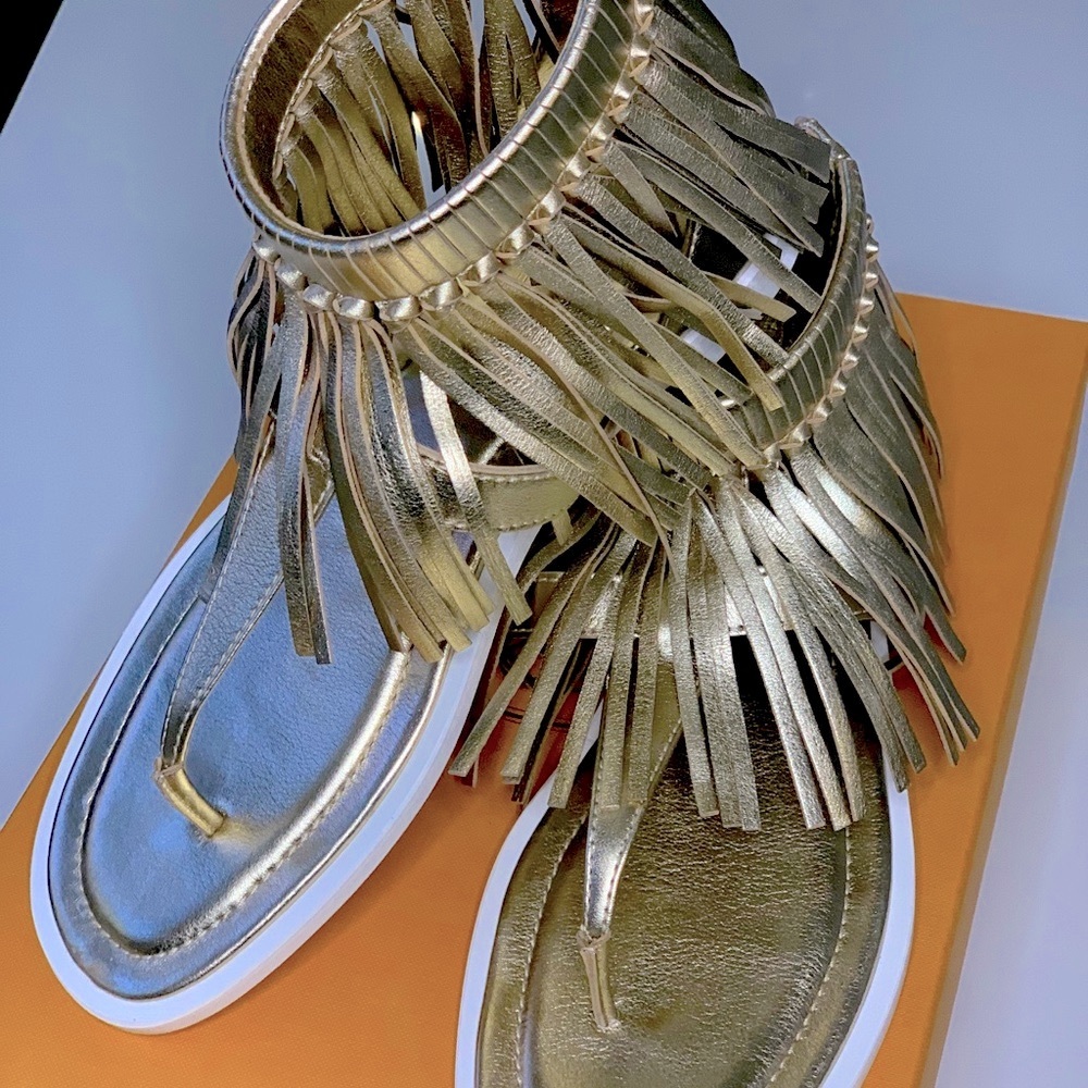 Tod’s Nubuck Gold Fringe Sandals size 35.5 “Rare!” - Picture 8 of 9